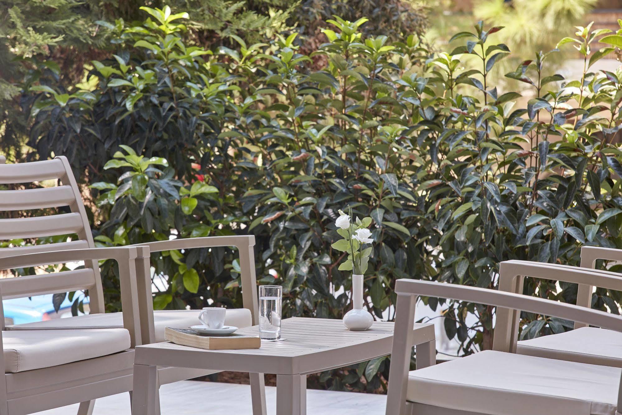Civitel Esprit Hotel Athena Bagian luar foto